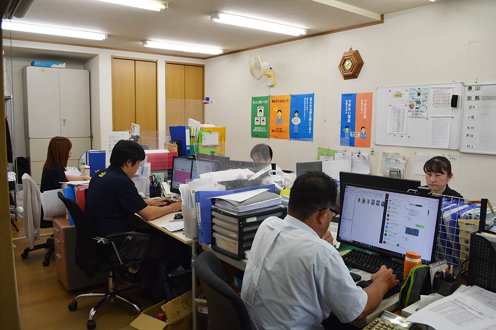 オフィス紹介 | 会社を知る | 採用情報 | 株式会社鏑矢